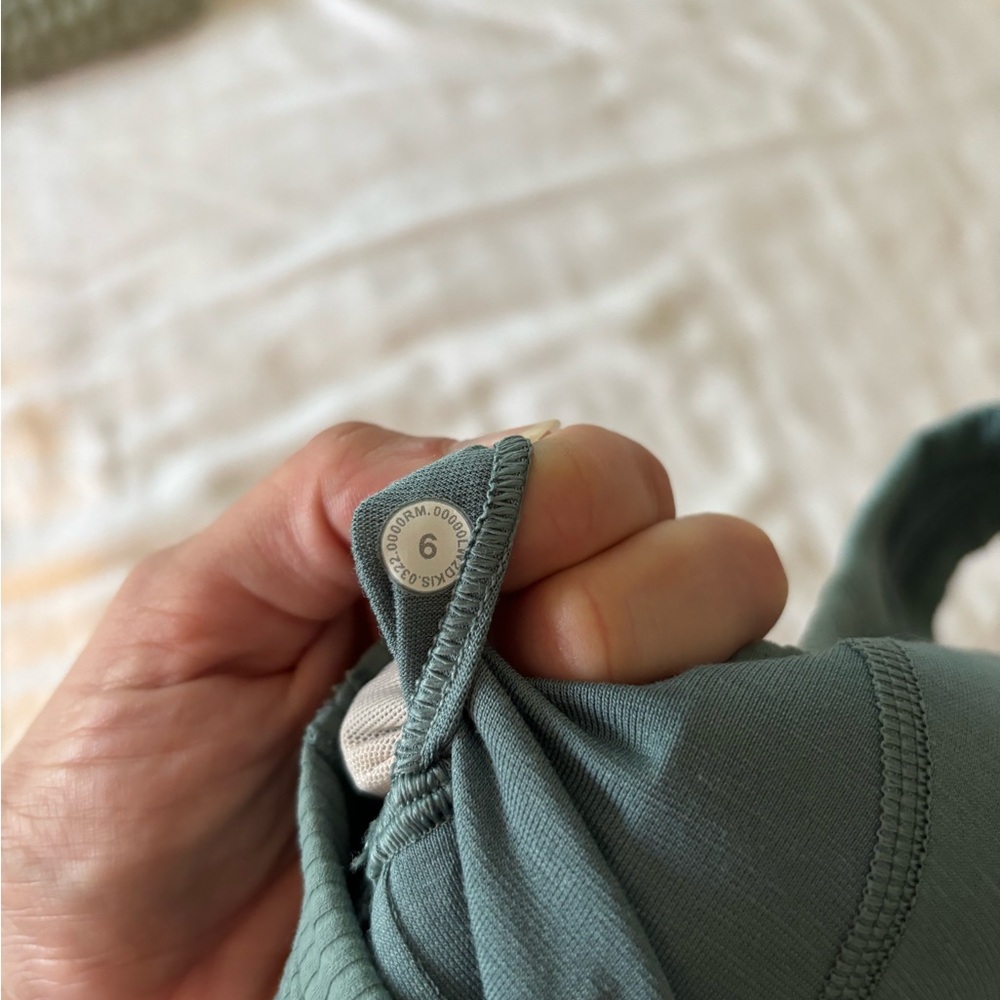 Green Ribbed Crop Top - Picture 4 of 4